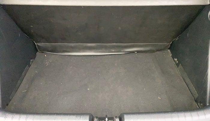 2021 Hyundai NEW I20 SPORTZ 1.2 MT, Petrol, Manual, 21,852 km, Boot Inside