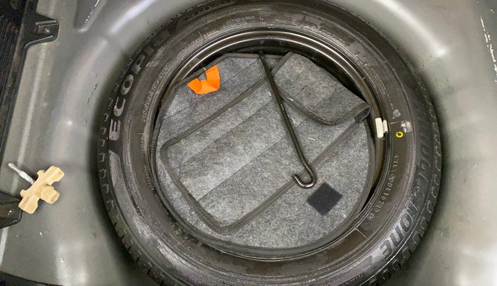 2021 Hyundai NEW I20 SPORTZ 1.2 MT, Petrol, Manual, 21,852 km, Spare Tyre