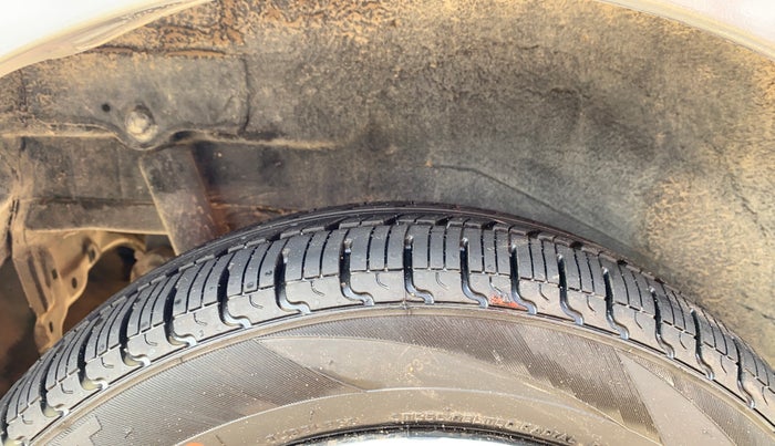 2016 Maruti Wagon R 1.0 VXI, Petrol, Manual, 41,029 km, Right Rear Tyre Tread