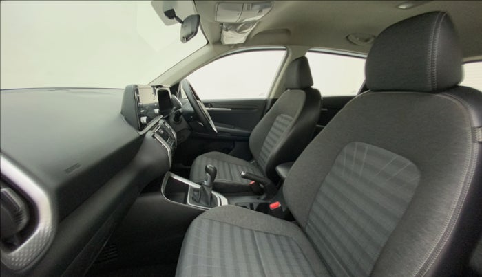 2022 KIA SONET HTK PLUS 1.5, Diesel, Manual, 48,055 km, Right Side Front Door Cabin