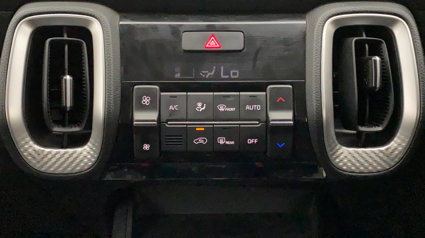 2022 KIA SONET HTK PLUS 1.5, Diesel, Manual, 48,055 km, Automatic Climate Control