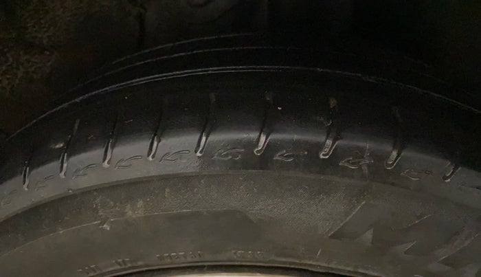 2023 Tata ALTROZ XM PLUS SUNROOF CNG, CNG, Manual, 55,861 km, Left Rear Tyre Tread