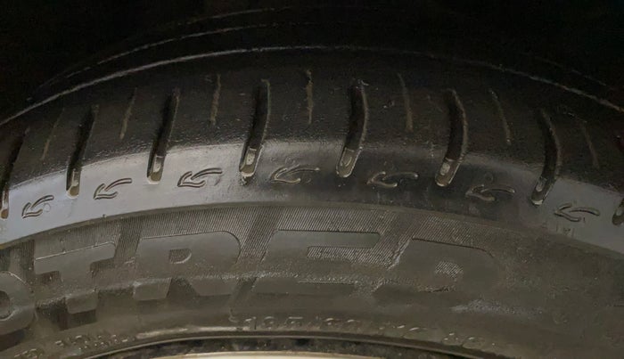 2023 Tata ALTROZ XM PLUS SUNROOF CNG, CNG, Manual, 55,861 km, Right Front Tyre Tread