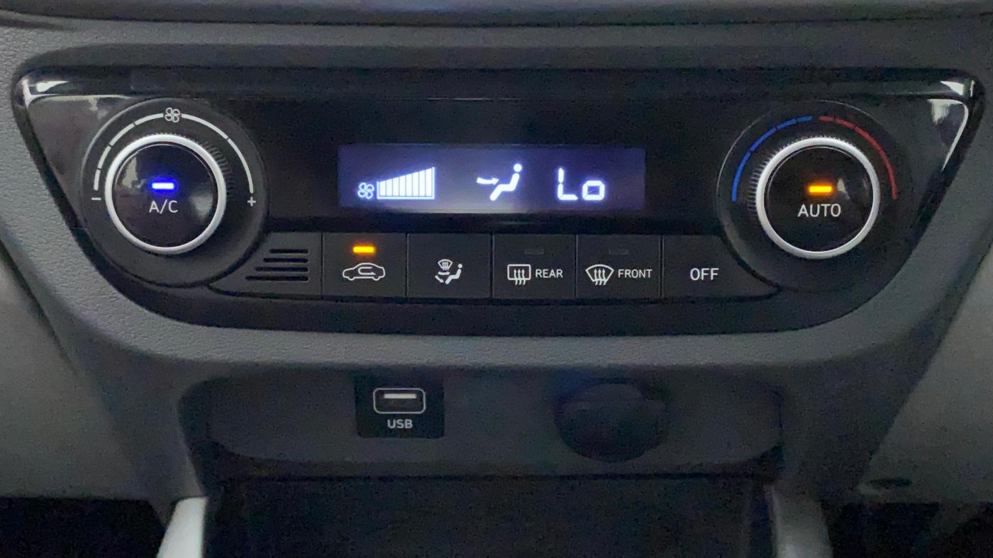 2020 Hyundai GRAND I10 NIOS SPORTZ 1.2 KAPPA VTVT CNG, CNG, Manual, 62,490 km, Automatic Climate Control