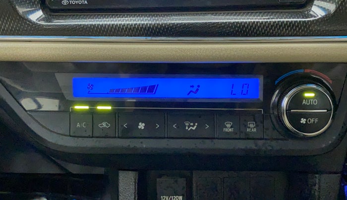 2015 Toyota Corolla Altis GL, Petrol, Manual, 1,00,530 km, Automatic Climate Control