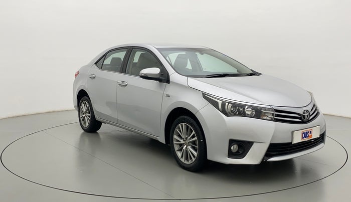 2015 Toyota Corolla Altis GL, Petrol, Manual, 1,00,530 km, Right Front Diagonal