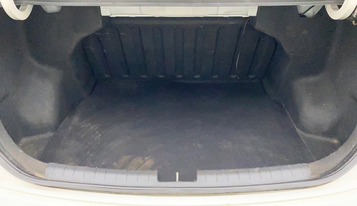 2017 Hyundai Xcent S 1.2, Petrol, Manual, 95,666 km, Boot Inside