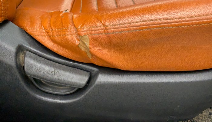 2017 Hyundai Xcent S 1.2, Petrol, Manual, 95,666 km, Driver Side Adjustment Panel