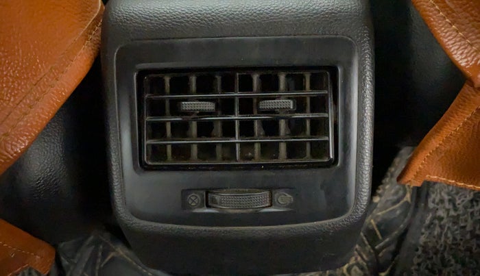 2017 Hyundai Xcent S 1.2, Petrol, Manual, 95,666 km, Rear AC Vents