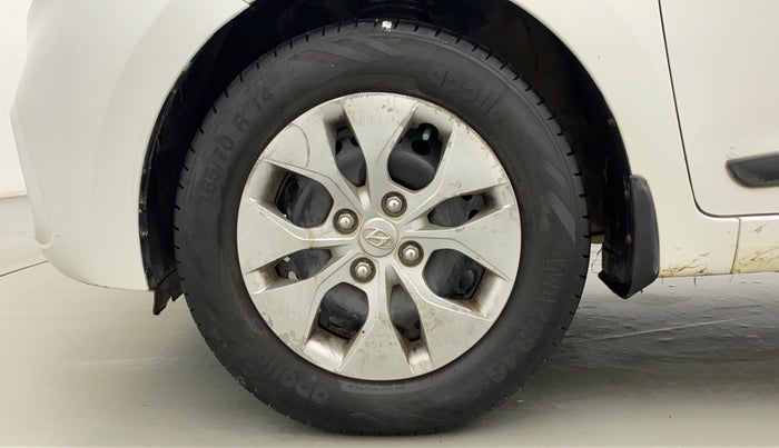 2017 Hyundai Xcent S 1.2, Petrol, Manual, 95,666 km, Left Front Wheel