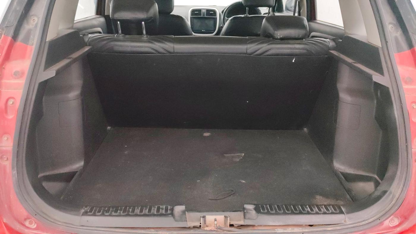 2018 Maruti Vitara Brezza VDI AMT, Diesel, Automatic, 98,784 km, Boot Inside