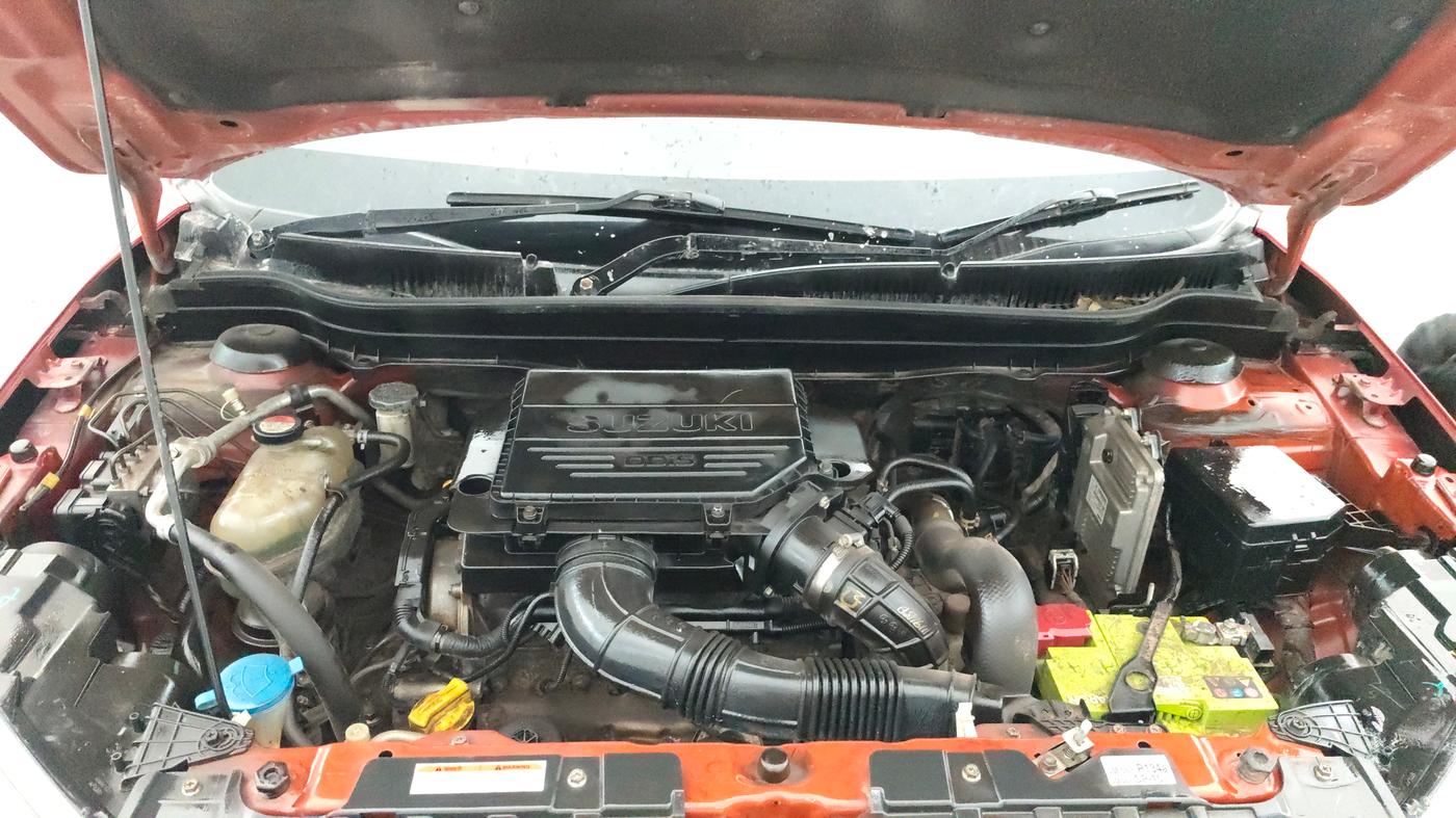 2018 Maruti Vitara Brezza VDI AMT, Diesel, Automatic, 98,784 km, Engine View