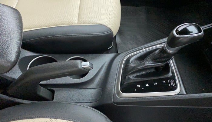 2018 Hyundai Verna 1.6 SX VTVT AT (O), Petrol, Automatic, 12,944 km, Gear Lever