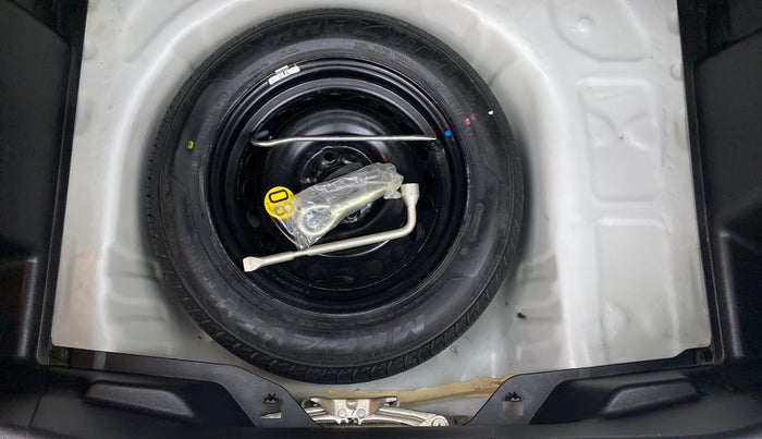 2019 Maruti Baleno ZETA PETROL 1.2, Petrol, Manual, 29,898 km, Spare Tyre