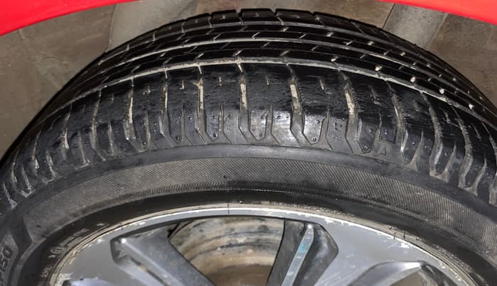 2019 Hyundai Verna 1.6 VTVT SX (O) AT, Petrol, Automatic, 26,169 km, Left Rear Tyre Tread
