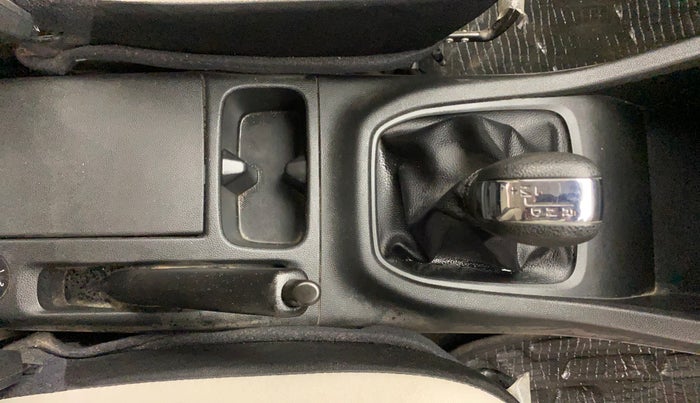 2020 Renault TRIBER RXT AMT, Petrol, Automatic, 43,288 km, Gear Lever