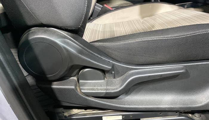 2023 Honda ELEVATE VX MT, Petrol, Manual, 20,959 km, Driver Side Adjustment Panel