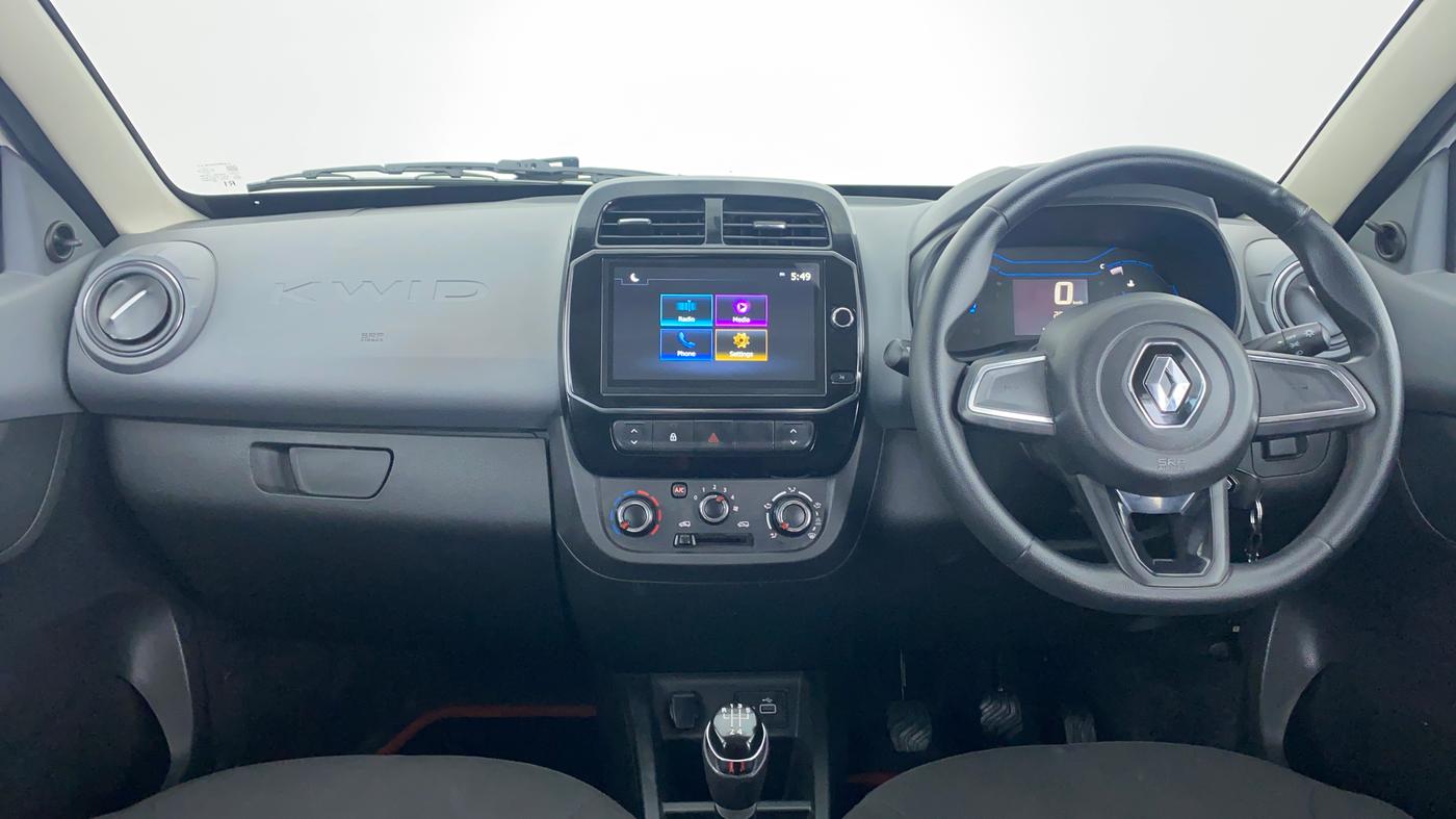 2021 Renault Kwid 1.0 RXT Opt, Petrol, Manual, 3,959 km, Dashboard