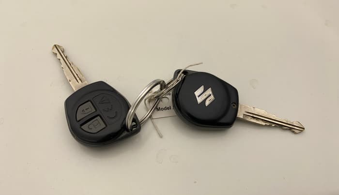 2019 Maruti Baleno DELTA PETROL 1.2, Petrol, Manual, 89,400 km, Key Close Up