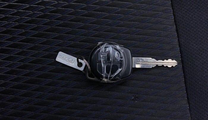 2015 Maruti Wagon R Stingray VXI, Petrol, Manual, 89,635 km, Key Close Up
