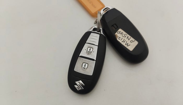 2017 Maruti Baleno ZETA CVT PETROL 1.2, Petrol, Automatic, 1,14,767 km, Key Close Up