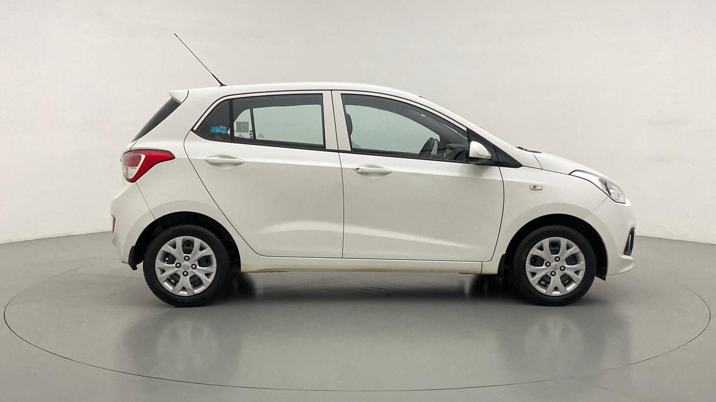 2016 Hyundai Grand i10 MAGNA 1.2 KAPPA VTVT, Petrol, Manual, 23,212 km, Right Side View