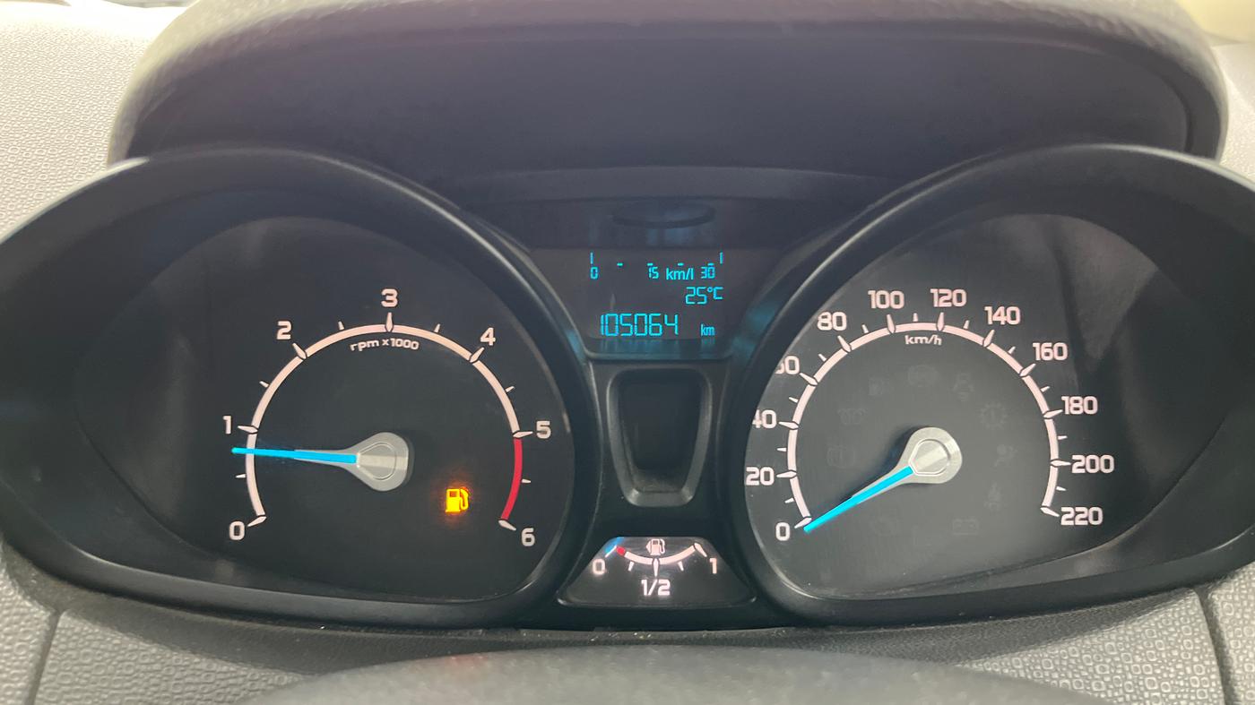 2017 Ford Ecosport TREND 1.5L DIESEL, Diesel, Manual, 1,05,063 km, Odometer Image