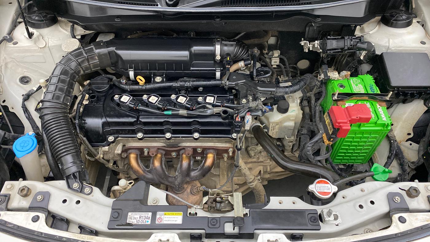 2019 Maruti Dzire VXI AMT, Petrol, Automatic, 58,998 km, Open Bonet