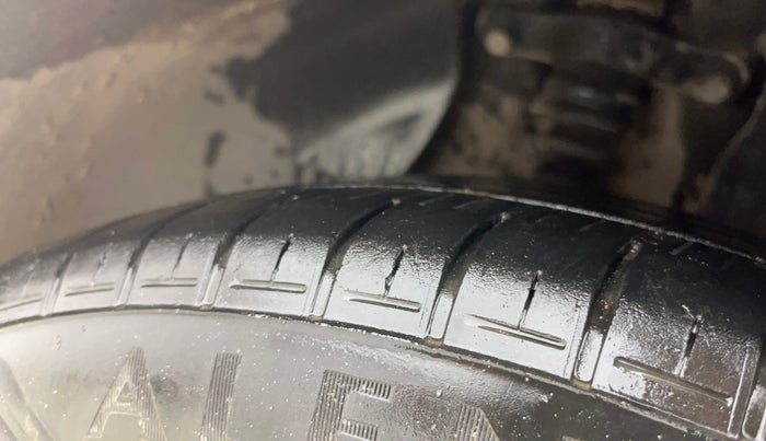 2019 Hyundai Creta SX AT 1.6 PETROL, Petrol, Automatic, 1,14,462 km, Right Rear Tyre Tread