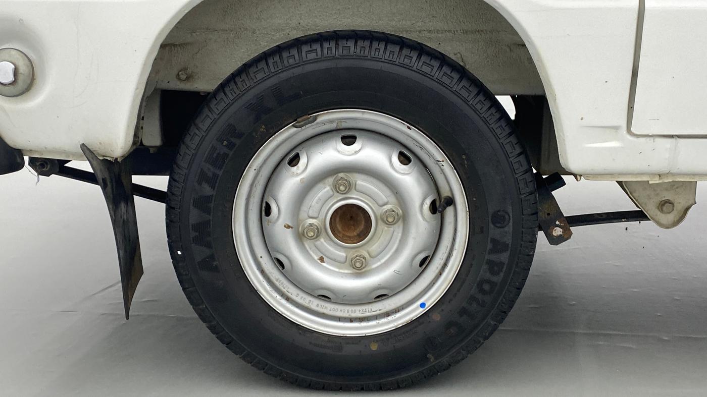 2018 Maruti OMNI E 8 STR, Petrol, Manual, 46,351 km, Right Rear Wheel