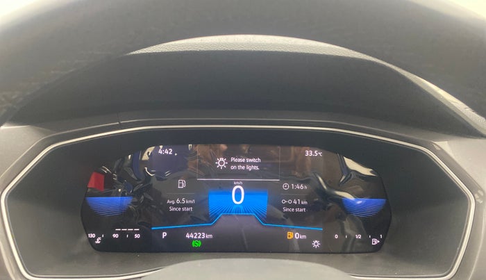 2022 Volkswagen TAIGUN TOPLINE 1.0 TSI AT, Petrol, Automatic, 44,181 km, Odometer Image