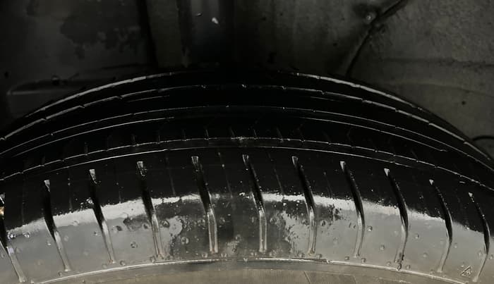 2022 Tata PUNCH ADVENTURE MT, Petrol, Manual, 23,927 km, Right Rear Tyre Tread