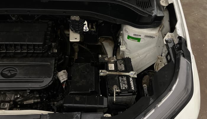 2022 Tata PUNCH ADVENTURE MT, Petrol, Manual, 23,927 km, Engine View - Left