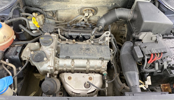 2015 Volkswagen Polo HIGHLINE1.2L, Petrol, Manual, 53,391 km, Engine View