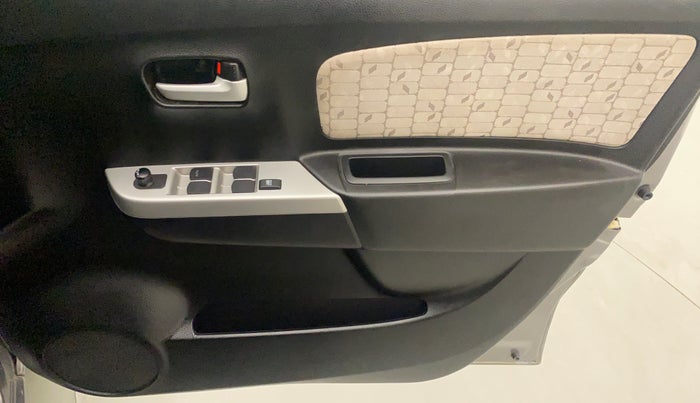 2015 Maruti Wagon R 1.0 VXI, Petrol, Manual, 10,171 km, Driver Side Door Panels Control