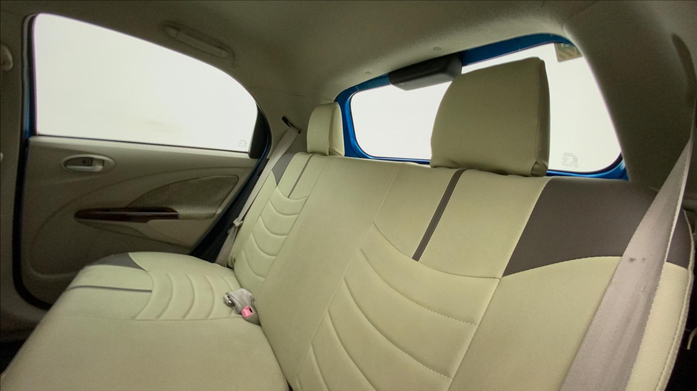 2013 Toyota Etios Liva GD SP, Diesel, Manual, 35,155 km, Right Side Rear Door Cabin