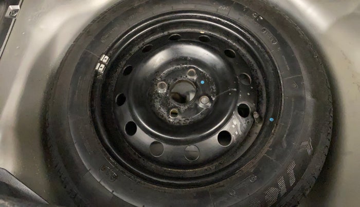 2013 Maruti Swift VXI, Petrol, Manual, 99,088 km, Spare Tyre