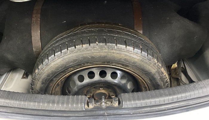 2016 Hyundai Grand i10 SPORTZ 1.2 KAPPA VTVT, CNG, Manual, 83,573 km, Spare Tyre