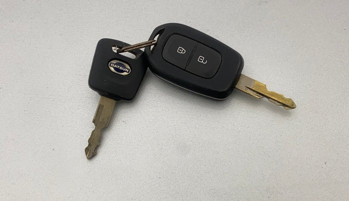 2017 Datsun Redi Go T (O), Petrol, Manual, 65,268 km, Key Close Up