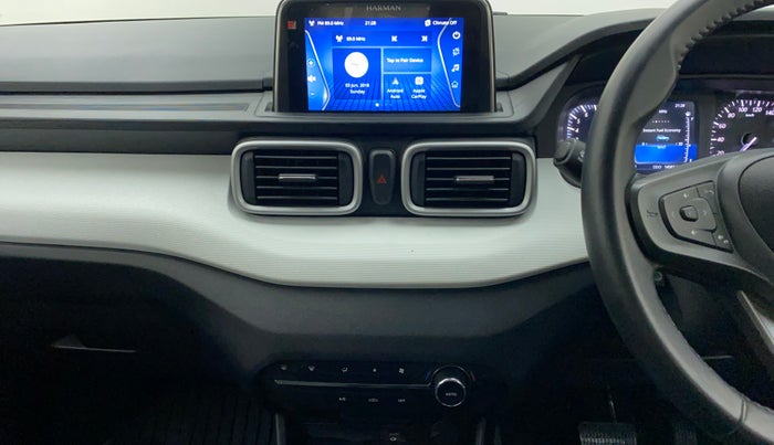 2021 Tata PUNCH CREATIVE AMT 1.2 RTN DUAL TONE, Petrol, Automatic, 14,582 km, Air Conditioner