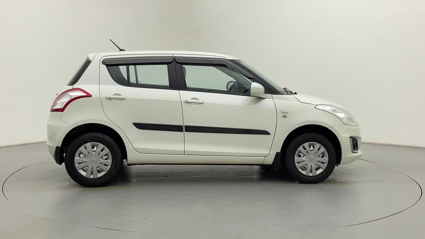2017 Maruti Swift LXI D, Petrol, Manual, 33,174 km, Right Side