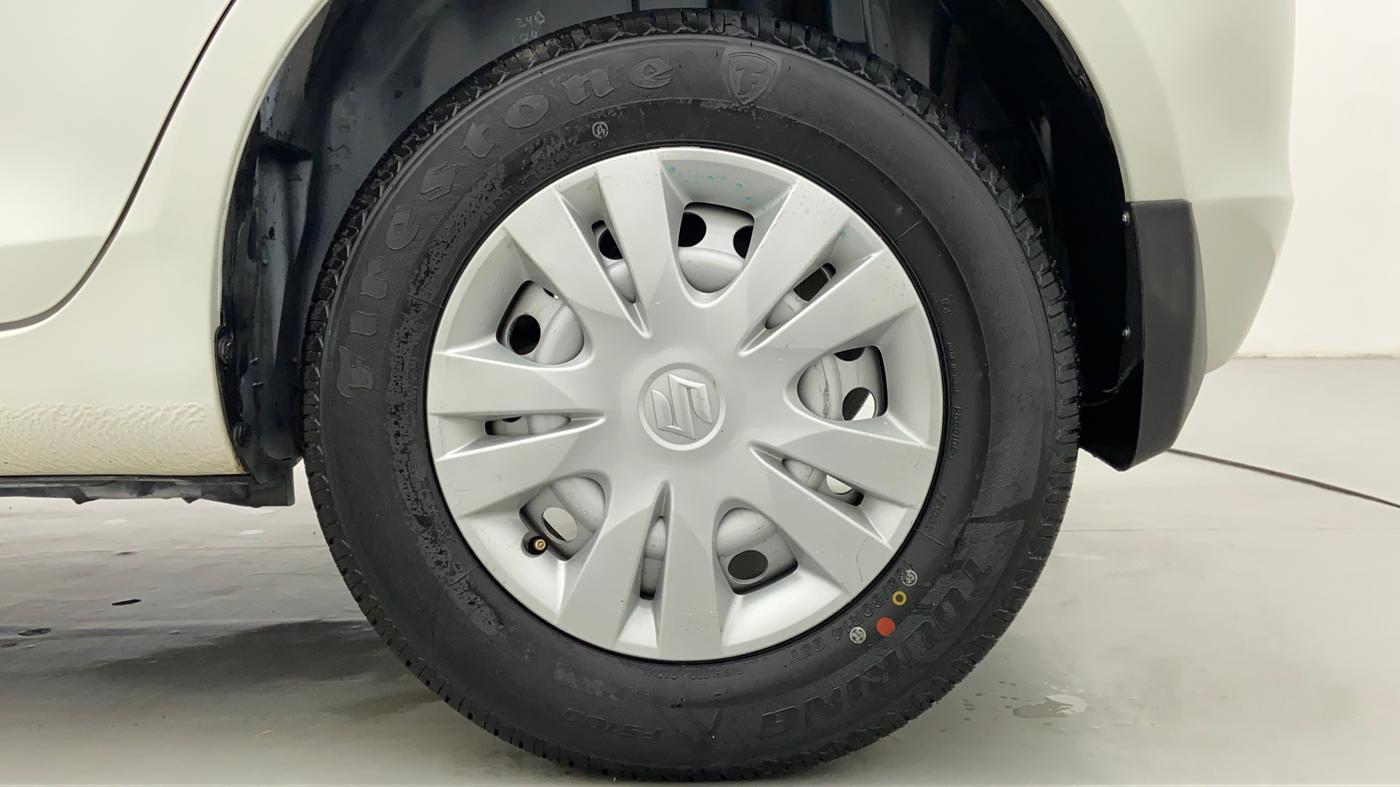 2017 Maruti Swift LXI D, Petrol, Manual, 33,174 km, Left Rear Wheel
