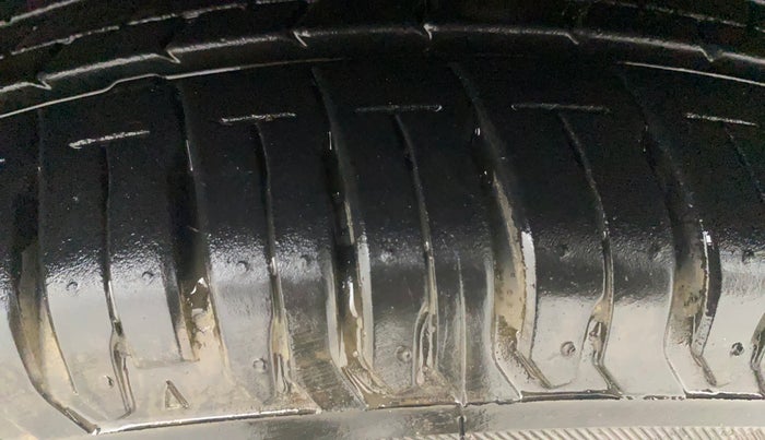 2019 Maruti Dzire ZXI AMT, Petrol, Automatic, 43,752 km, Left Front Tyre Tread