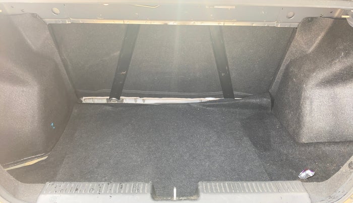 2019 Maruti Dzire ZXI AMT, Petrol, Automatic, 43,752 km, Boot Inside