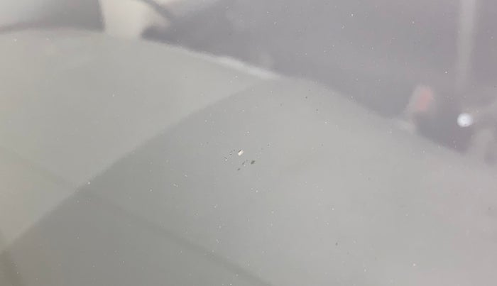 2016 Maruti Ertiga VXI, Petrol, Manual, 75,759 km, Front windshield - Minor spot on windshield