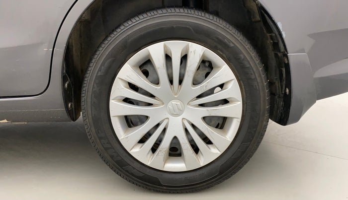 2016 Maruti Ertiga VXI, Petrol, Manual, 75,759 km, Left Rear Wheel