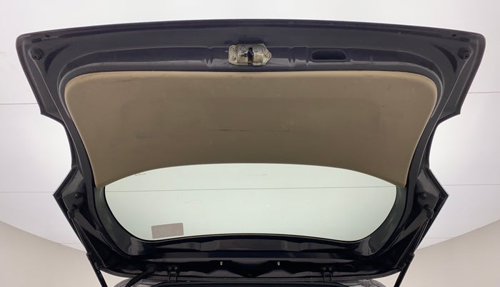 2016 Maruti Ertiga VXI, Petrol, Manual, 75,759 km, Boot Door Open
