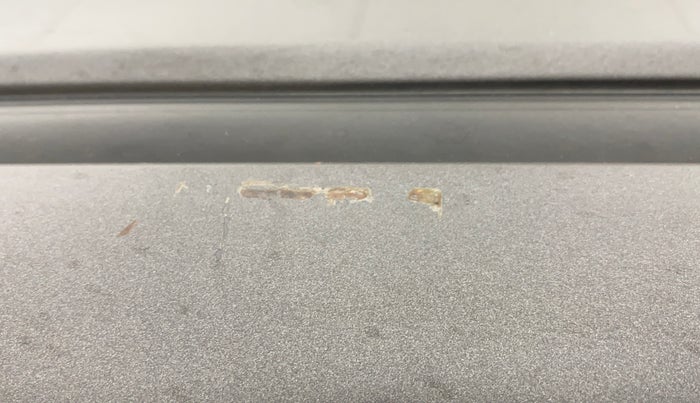 2016 Maruti Ertiga VXI, Petrol, Manual, 75,759 km, Left C pillar - Slight discoloration