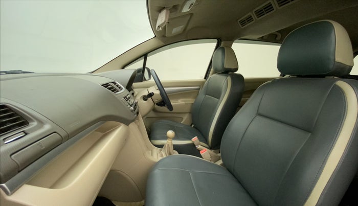 2016 Maruti Ertiga VXI, Petrol, Manual, 75,759 km, Right Side Front Door Cabin