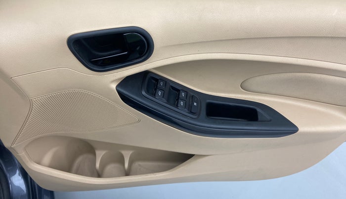 2018 Ford Figo Aspire 1.2 TITANIUM PETROL, Petrol, Manual, 20,556 km, Driver Side Door Panels Control